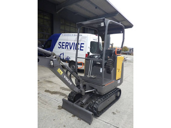Minikotró Volvo EC 15 C: 2 kép.