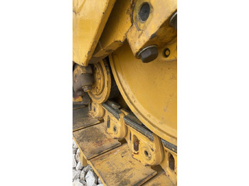 Buldózer CAT D 9 N: 4 kép.