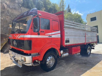 Platós teherautó MERCEDES-BENZ