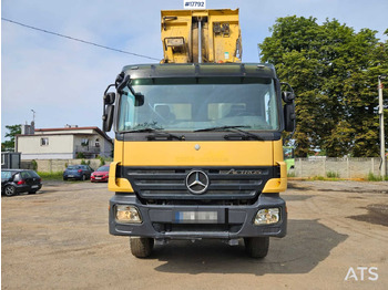 Billenőplatós teherautó 2008 Mercedes-Benz Actros 4141: 5 kép.