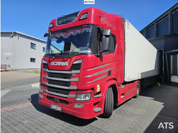 Nyergesvontató SCANIA R 500
