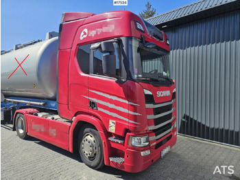 Nyergesvontató SCANIA R 500