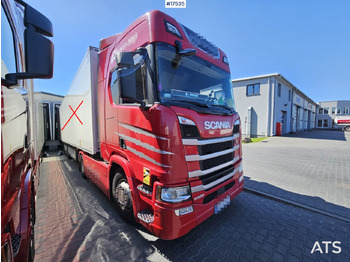 Nyergesvontató SCANIA R 500