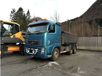 Billenőplatós teherautó VOLVO FH16 550