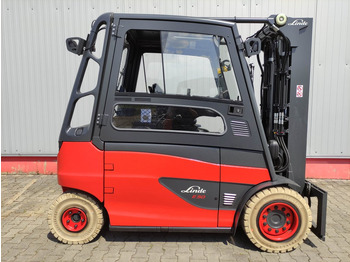 Elektromos targonca Linde E50HL-01-388: 2 kép.