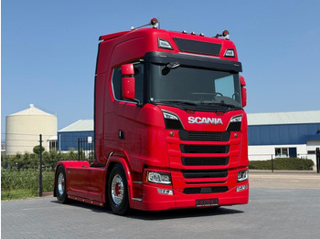 Nyergesvontató SCANIA S