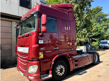 Nyergesvontató DAF XF 460: 2 kép.