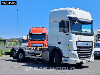 Cserefelépítményes teherautó DAF XF 450 6X2 BDF SSC Retarder 2x Tanks Liftachse Standklima LED ACC Euro 6: 3 kép. Cserefelépítményes teherautó DAF XF 450 6X2 BDF SSC Retarder 2x Tanks Liftachse Standklima LED ACC Euro 6: 3 kép.