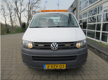 Platós kisteherautó Volkswagen Transporter T5 2.0 TDI 62KW L2H1 Pick-Up Open laadbak: 4 kép. Platós kisteherautó Volkswagen Transporter T5 2.0 TDI 62KW L2H1 Pick-Up Open laadbak: 4 kép.