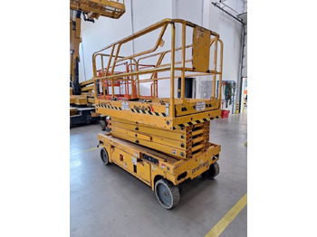 Haulotte Compact 12 lízing Haulotte Compact 12: 5 kép. Haulotte Compact 12 lízing Haulotte Compact 12: 5 kép.