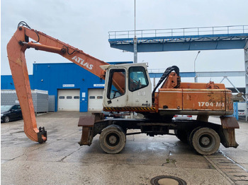 Gumikerekes kotró ATLAS