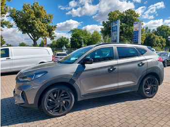 Terepjáró/ SUV HYUNDAI