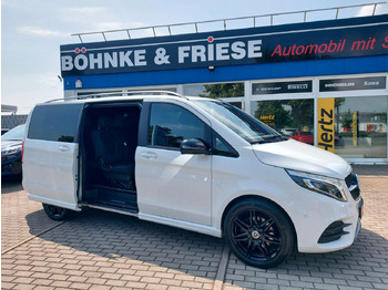 Kisbusz MERCEDES-BENZ