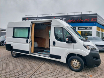 Minibusz PEUGEOT