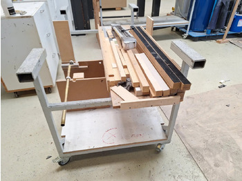 Anyagmozgató gép 1 Stk. Transportwagen: 2 kép. Anyagmozgató gép 1 Stk. Transportwagen: 2 kép.