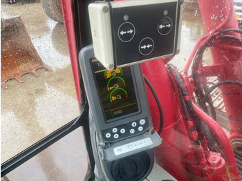 Lánctalpas kotró Caterpillar 329 D NVT: 5 kép.