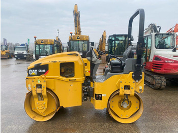 Henger Caterpillar CB34B NVT: 2 kép.
