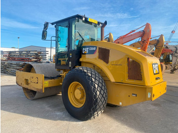 Henger CATERPILLAR CS64B