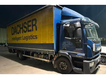 Ponyvás teherautó IVECO