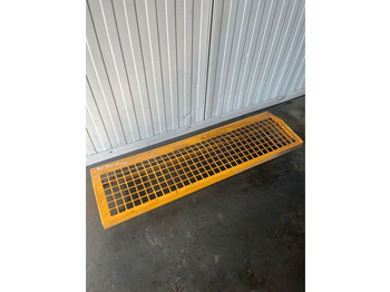 Lökhárító LIEBHERR