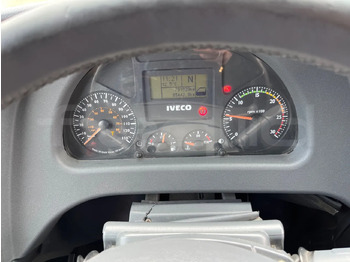 Távolsági busz Irisbus 397E.12: 3 kép. Távolsági busz Irisbus 397E.12: 3 kép.