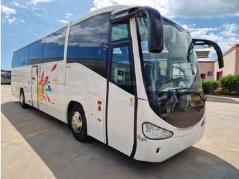 Távolsági busz SCANIA Irizar