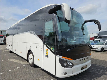 Távolsági busz SETRA