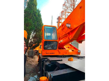 Terepjáró autódaru Kato NK 250 E: 3 kép.