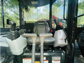 Minikotró Yanmar ViO55: 4 kép.