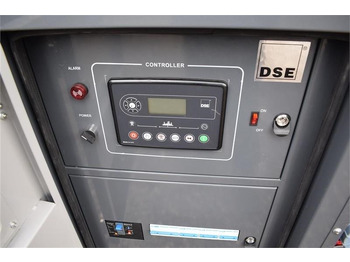 Cummins 55 KvA  lízing Cummins 55 KvA: 5 kép.