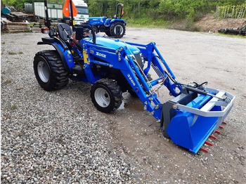 Kistraktor Solis 26: 2 kép. Kistraktor Solis 26: 2 kép.