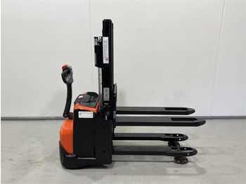 Emelőtargoncá TOYOTA