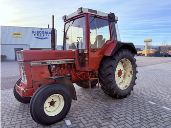 Traktor CASE IH XL