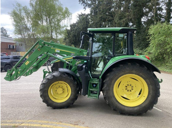 Traktor JOHN DEERE 6120M