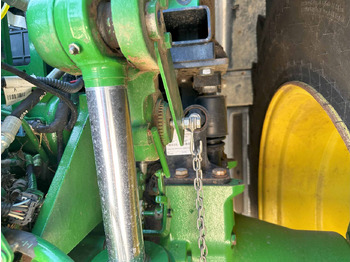 Traktor John Deere 7R 350: 2 kép.