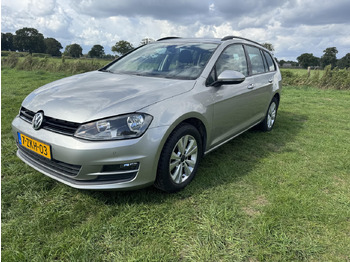 Autó VOLKSWAGEN