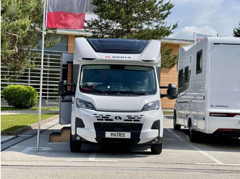 Félintegrált lakóautó ADRIA Matrix