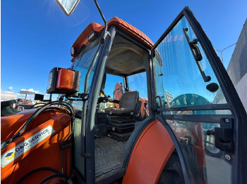 Kotrórakodó FIAT HITACHI FB100: 3 kép. Kotrórakodó FIAT HITACHI FB100: 3 kép.