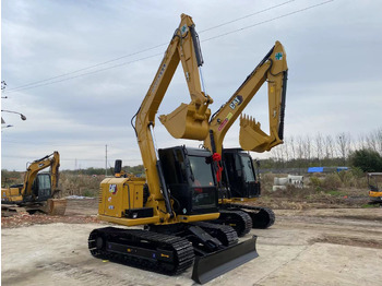 Kotrógép CATERPILLAR 307E2: 4 kép.