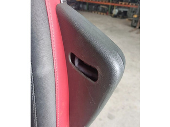 Ülés - Teherautó Volvo PNEUMATYCZNY   Volvo FH 4 FM 4 AUTOMAT: 3 kép.