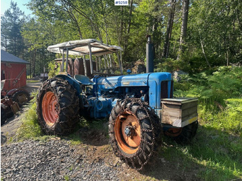 Traktor FORDSON