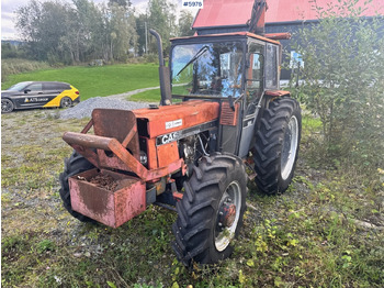 Traktor CASE IH