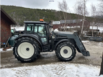 Traktor VALTRA T190
