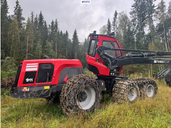 Fakitermelő gép 2015 Komatsu 911-6 Harvester with newer head.: 3 kép.