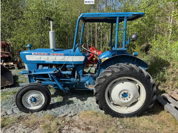 Traktor FORD