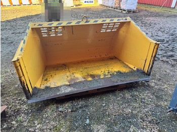 Többcélú/ Speciális jármű