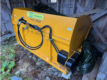 Többcélú/ Speciális jármű