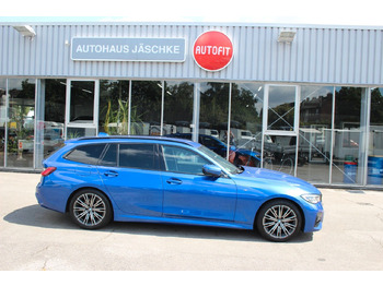 Kombi BMW 320 Touring d M Sport Laser Alcantara Harman Kar: 5 kép.
