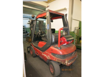 Gázüzemű targonca LINDE H25T: 3 kép.