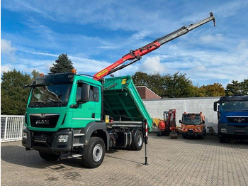 Billenőplatós teherautó MAN